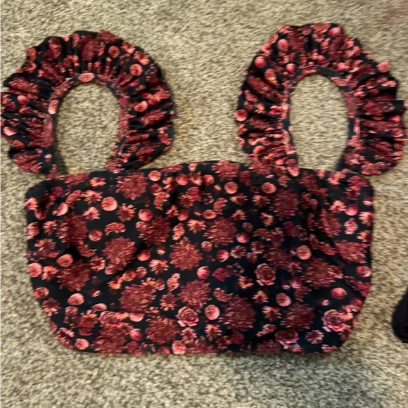 Albion fit Bella swim top. Pink ditzy
Matching skirt posted separately - Picture 1 of 3